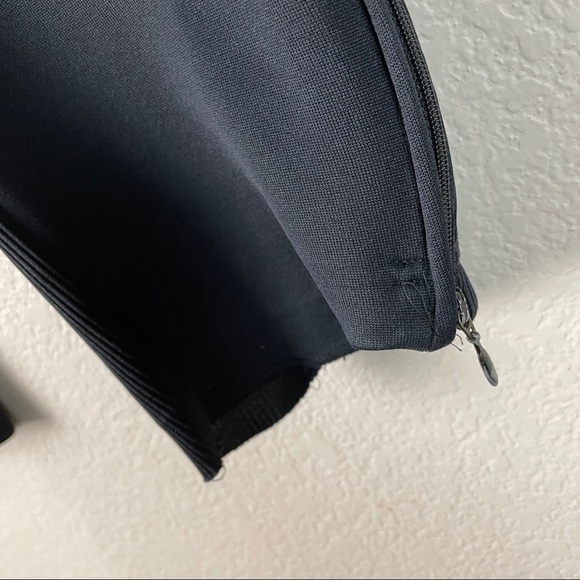 Adidas Sweatpants Size Large - Picture 2 of 8